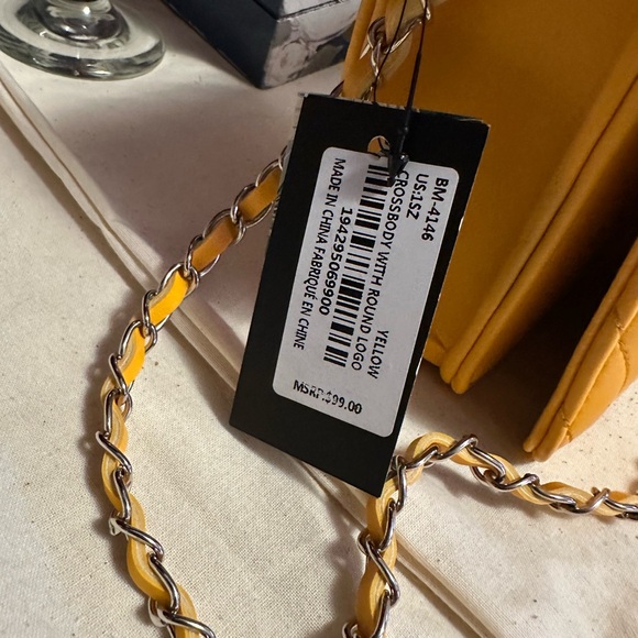 Badgley Mischka crossbody in yellow. NWT - Picture 5 of 5